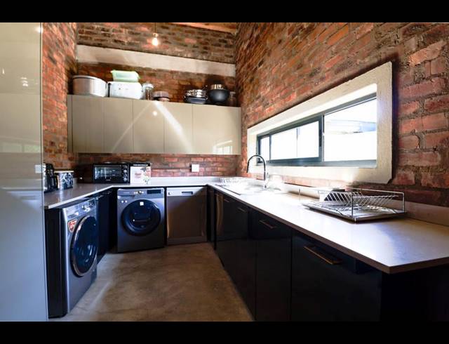 4 BEDROOM HOUSE FOR SALE IN COPPERLEAF ESTATE